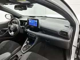 Toyota Yaris (2023) thumbnail 6
