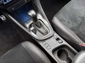 Toyota Yaris (2023) thumbnail 10