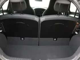 Toyota Aygo (2022) thumbnail 32