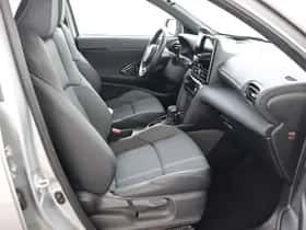 Toyota Yaris_Cross (2024) thumbnail 41