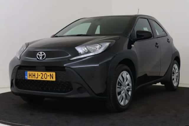 Toyota Aygo (2025) thumbnail 1