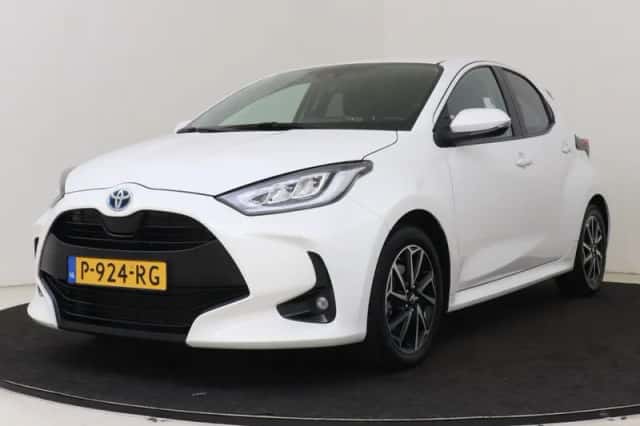 Toyota Yaris (2022) thumbnail 1