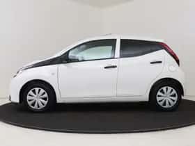 Toyota Aygo (2020) thumbnail 3