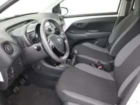 Toyota Aygo (2020) thumbnail 27