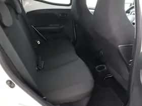 Toyota Aygo (2020) thumbnail 31
