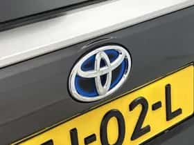 Toyota RAV4 (2021) thumbnail 20