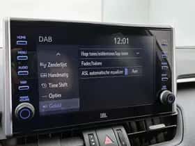 Toyota RAV4 (2021) thumbnail 29