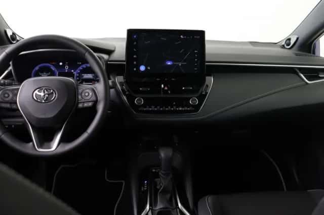 Toyota Corolla (2025) thumbnail 5
