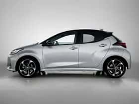 Toyota Yaris (2024) thumbnail 3