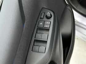 Toyota Yaris (2024) thumbnail 22