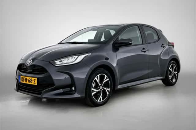 Toyota Yaris (2024) thumbnail 1