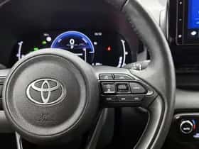 Toyota Yaris (2024) thumbnail 13