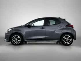 Toyota Yaris (2024) thumbnail 3