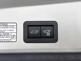 Toyota Corolla_Cross (2024) thumbnail 28