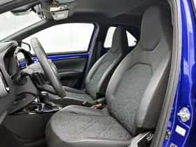 Toyota Aygo (2022) thumbnail 15