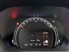 Toyota Aygo (2022) thumbnail 5