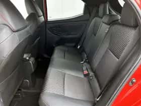 Toyota Yaris (2021) thumbnail 16