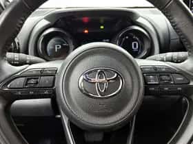 Toyota Yaris (2021) thumbnail 17