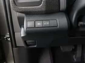 Toyota bZ4X (2025) thumbnail 11