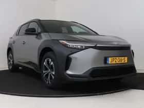 Toyota bZ4X (2025) thumbnail 15