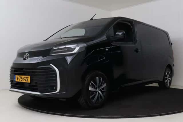 Toyota Proace (2024) thumbnail 1