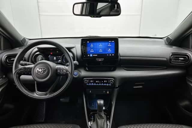 Toyota Yaris (2022) thumbnail 4