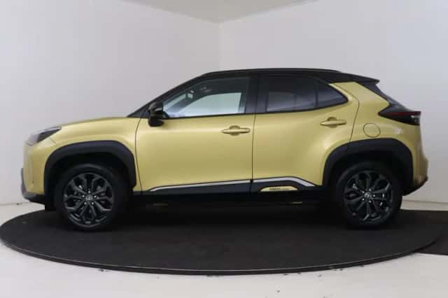Toyota Yaris Cross (2023) thumbnail 3
