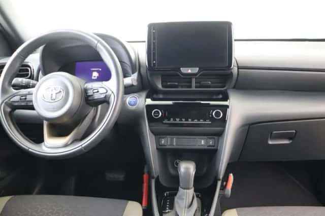 Toyota Yaris Cross (2023) thumbnail 4