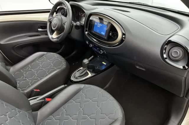 Toyota Aygo (2022) thumbnail 6