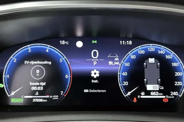 Toyota Corolla_Touring_Sports (2025) thumbnail 5