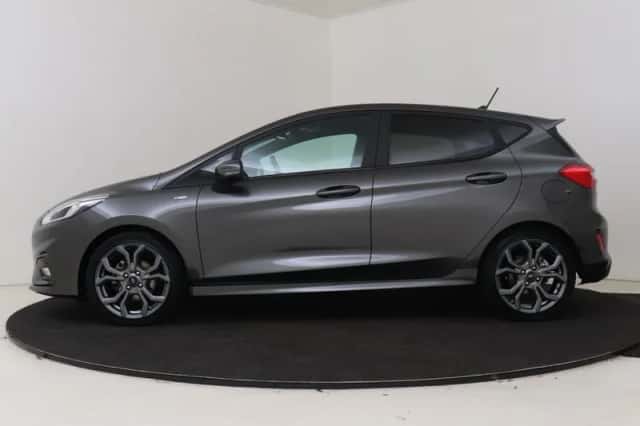 Ford Fiesta (2019) thumbnail 3