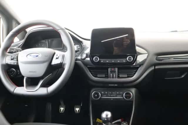 Ford Fiesta (2019) thumbnail 4