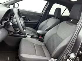 Toyota Yaris_Cross (2024) thumbnail 15