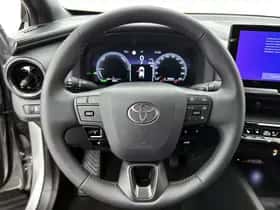 Toyota C-HR (2024) thumbnail 35