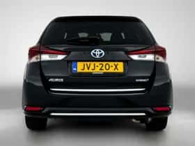 Toyota Auris (2016) thumbnail 21