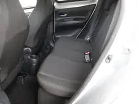 Toyota Aygo (2022) thumbnail 29