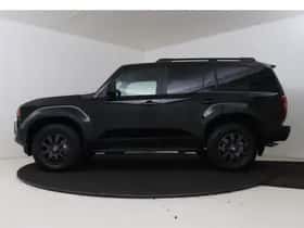 Toyota Land_Cruiser (2024) thumbnail 3