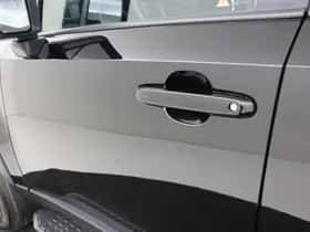 Toyota Land_Cruiser (2024) thumbnail 4