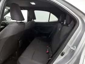 Toyota Yaris_Cross (2025) thumbnail 17