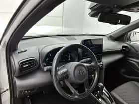 Toyota Yaris_Cross (2025) thumbnail 31