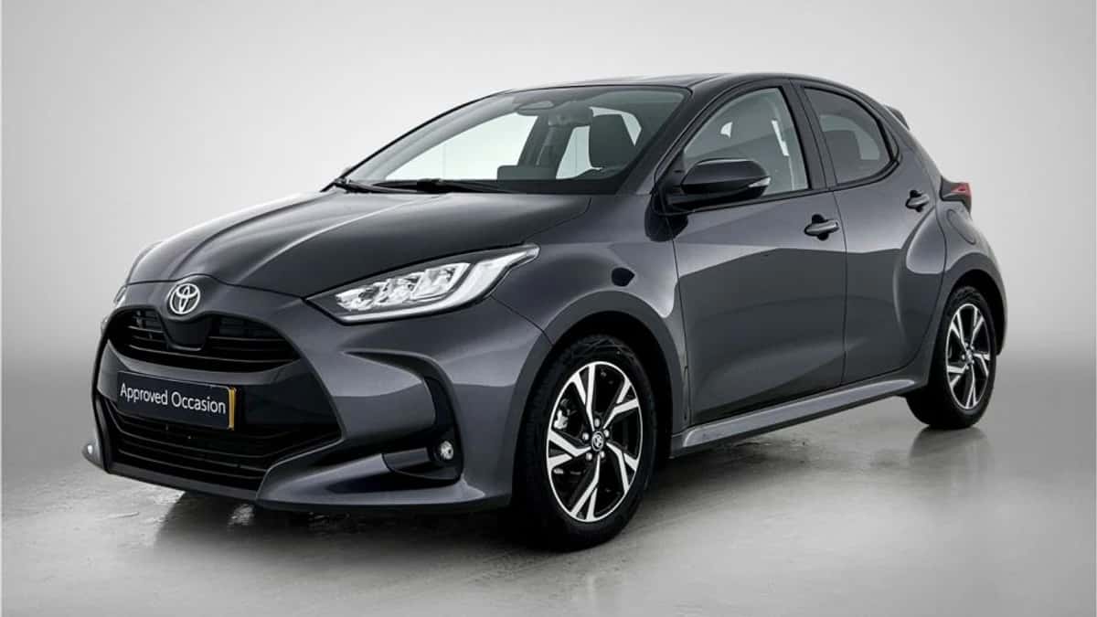 Toyota Yaris (2025) — foto 1