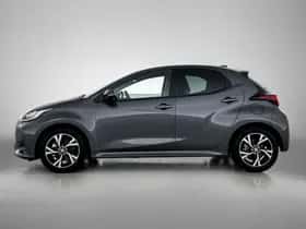 Toyota Yaris (2025) thumbnail 3