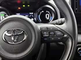 Toyota Yaris (2023) thumbnail 14