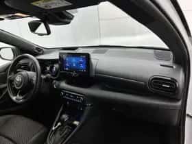 Toyota Yaris (2023) thumbnail 6