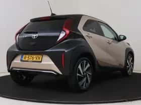 Toyota Aygo (2022) thumbnail 2