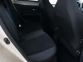 Toyota Aygo (2022) thumbnail 34