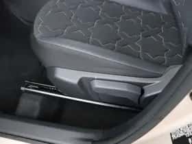 Toyota Aygo (2022) thumbnail 10