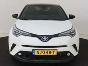 Toyota C-HR (2017) thumbnail 24