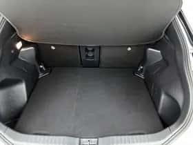 Toyota Yaris_Cross (2024) thumbnail 23