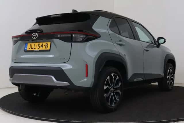 Toyota Yaris_Cross (2025) thumbnail 2